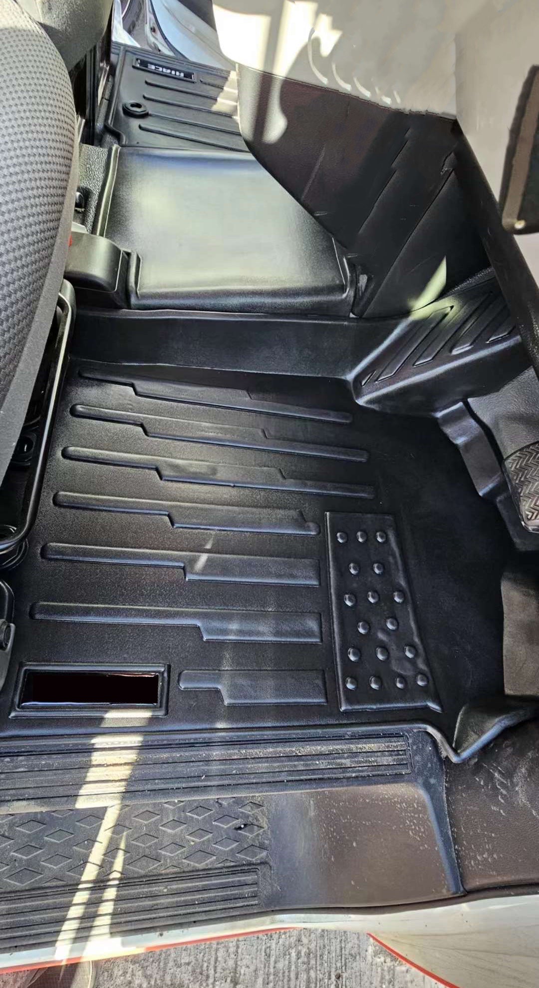 3D All-Weather FRONT Floor Mats Car Liners for Toyota HiAce Van 2019-2024